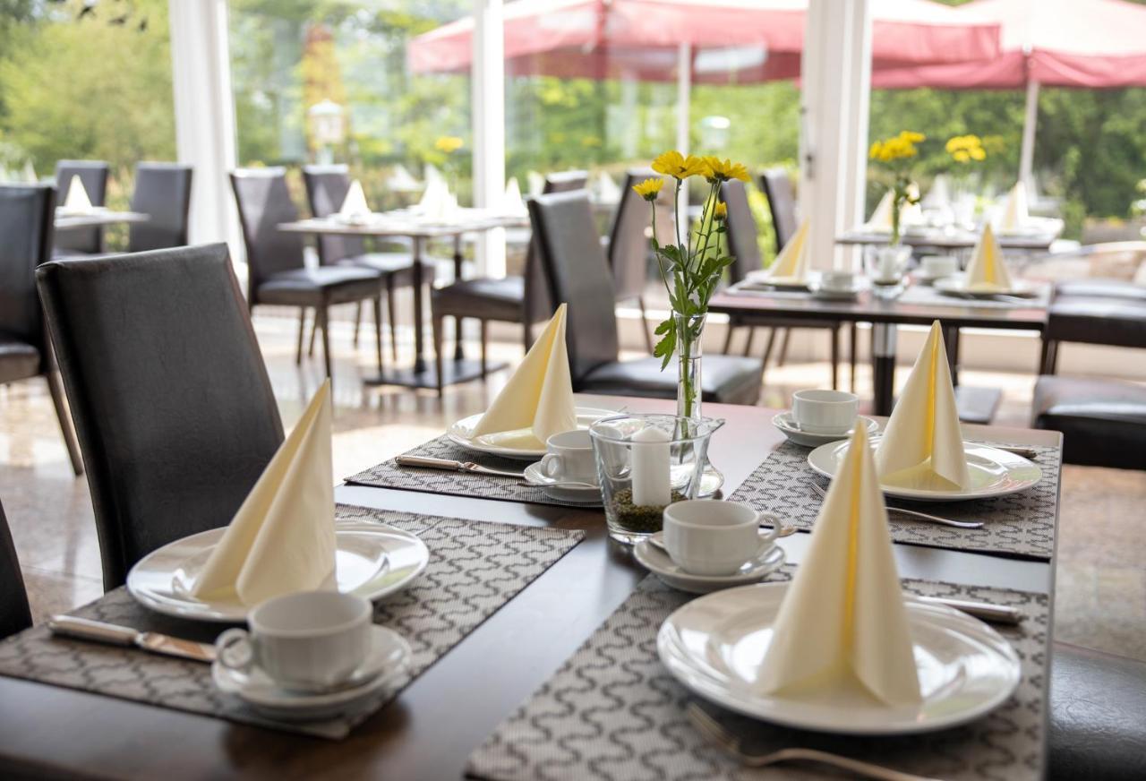 Deeke's Quellenhof Hotel Lubbecke Eksteriør billede