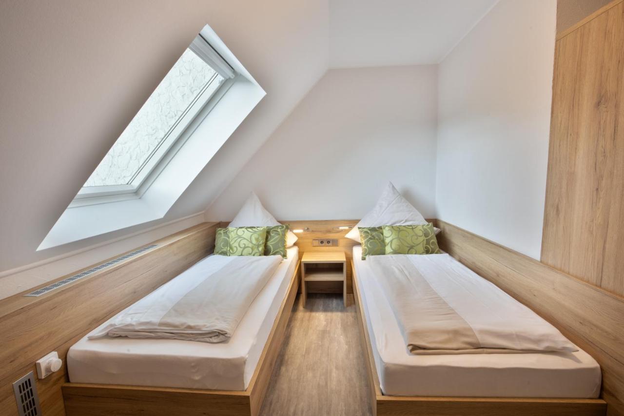 Deeke's Quellenhof Hotel Lubbecke Eksteriør billede